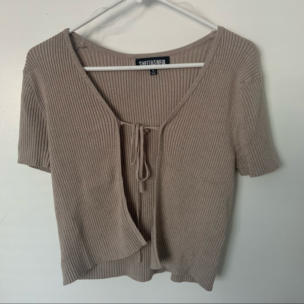 Cute Brown Tie Top Shirt - Size Medium